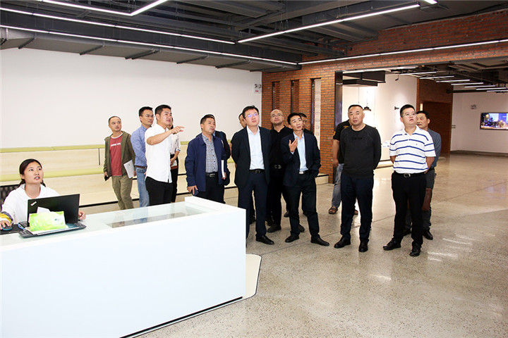 003 參觀華體科技智慧城市軟件管理平臺 003 參觀華體科技智慧城市軟件管理平臺