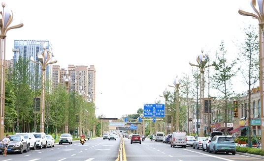 物聯(lián)網(wǎng)城市家具上新，“扮靚”宜賓黃桷坪大道